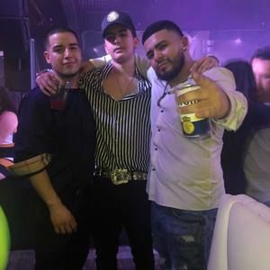 Meet your Posher, Aaron